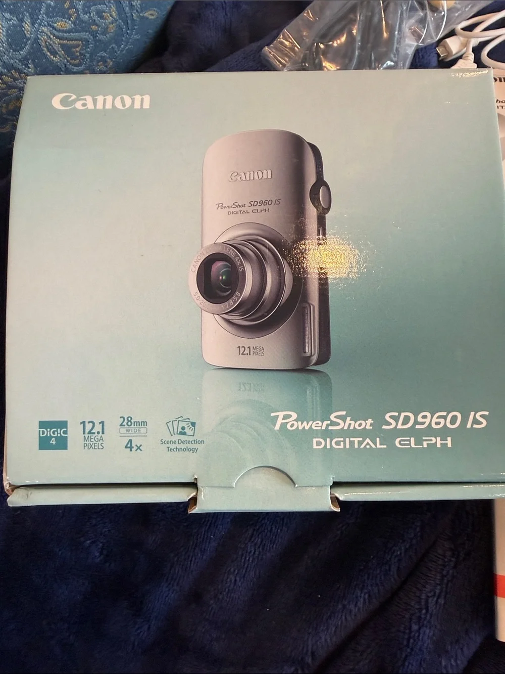 Canon Silver Compact Digital Camera with Manuals & Charger